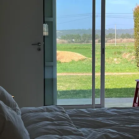 3 Bedrooms 2 Bathrooms With Pool