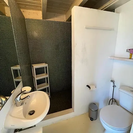 بيت للعطل 3 Bedrooms 2 Bathrooms With Pool ألخيزور